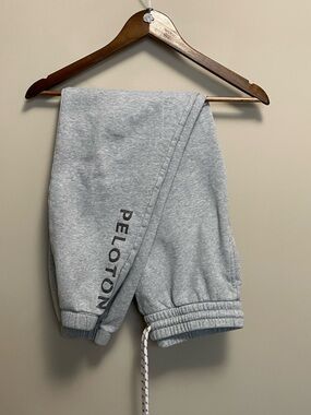 Peloton Gray Sweatpants Pants Men Women Medium